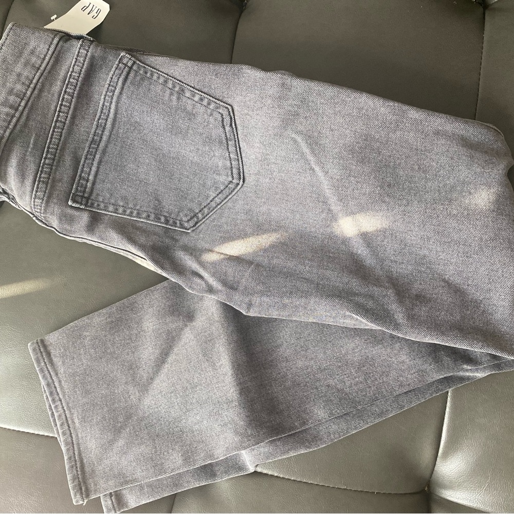 Gap Jeans - Picture 2 of 2